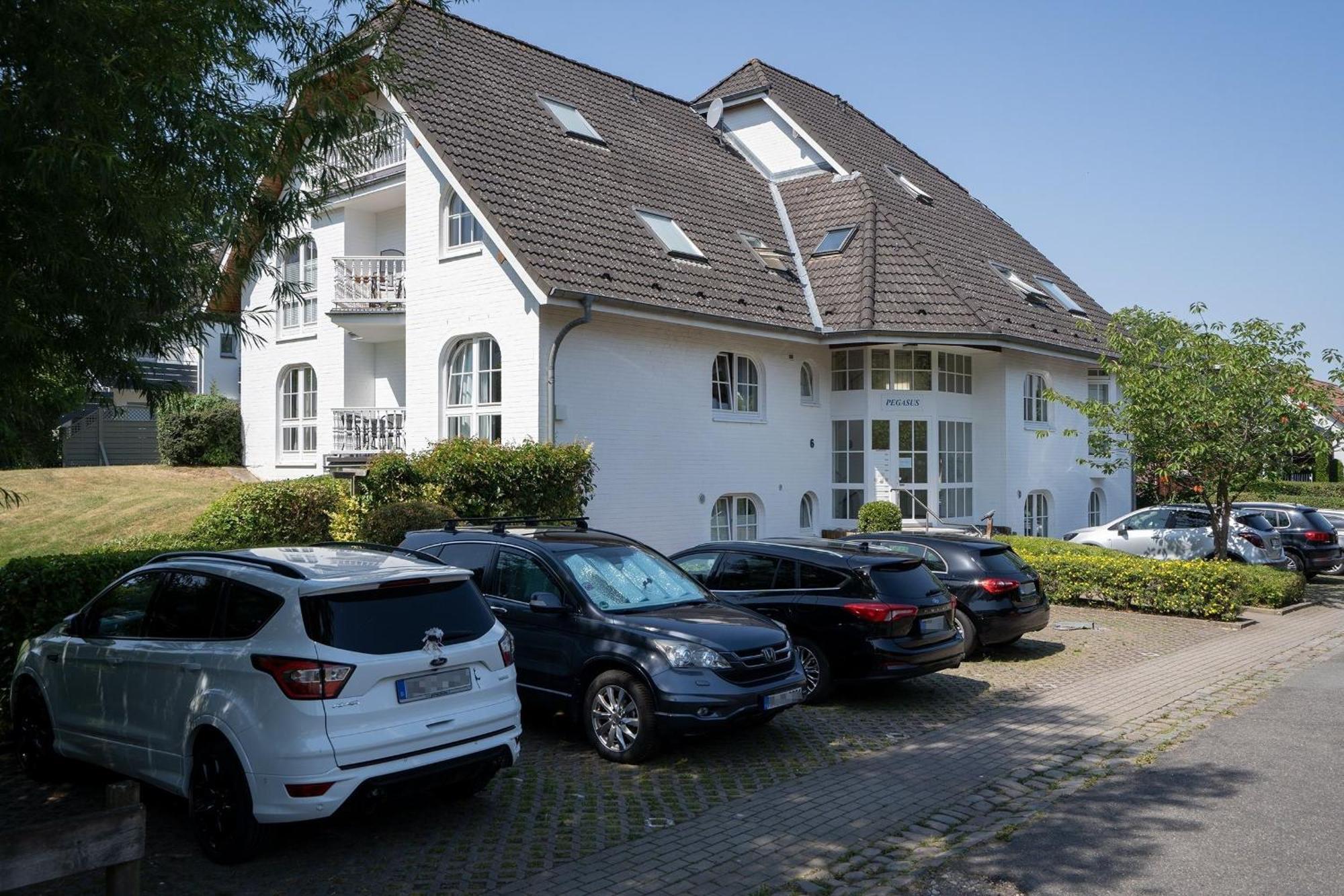 Haus Pegasus App 2 Apartment Scharbeutz Bagian luar foto