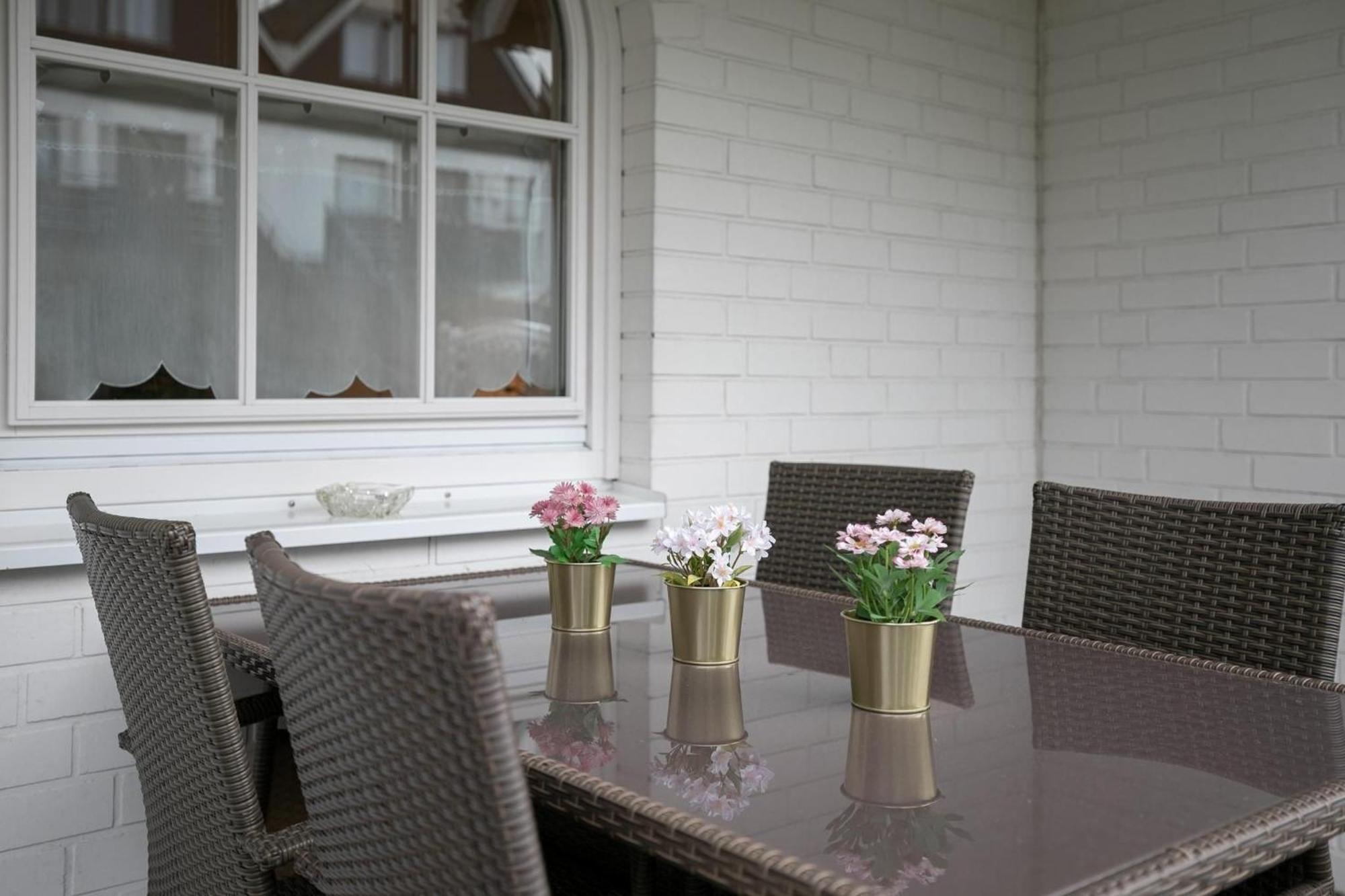 Haus Pegasus App 2 Apartment Scharbeutz Bagian luar foto