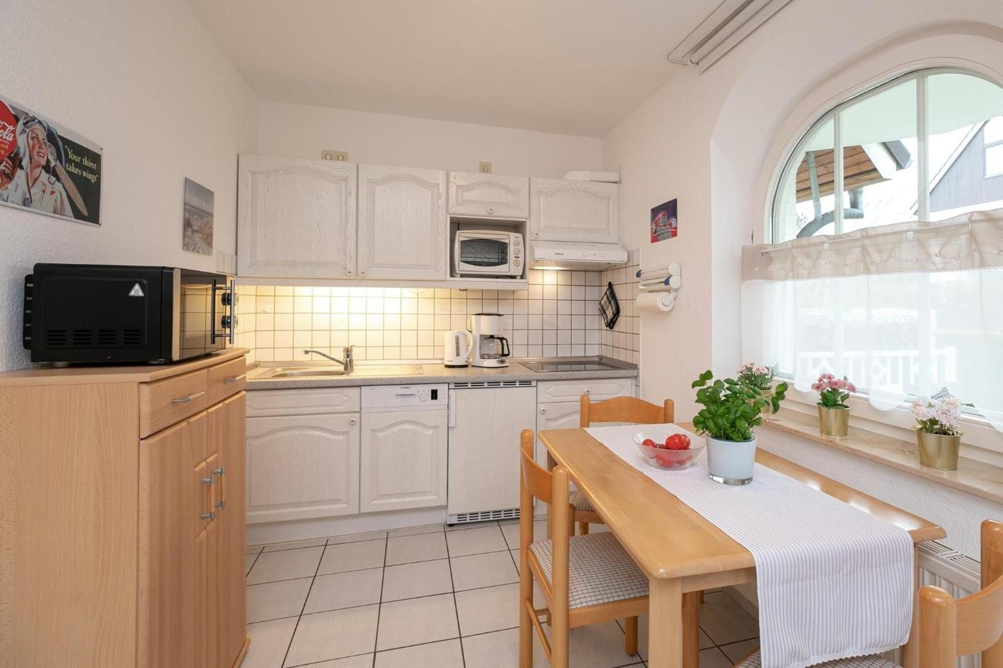 Haus Pegasus App 2 Apartment Scharbeutz Bagian luar foto