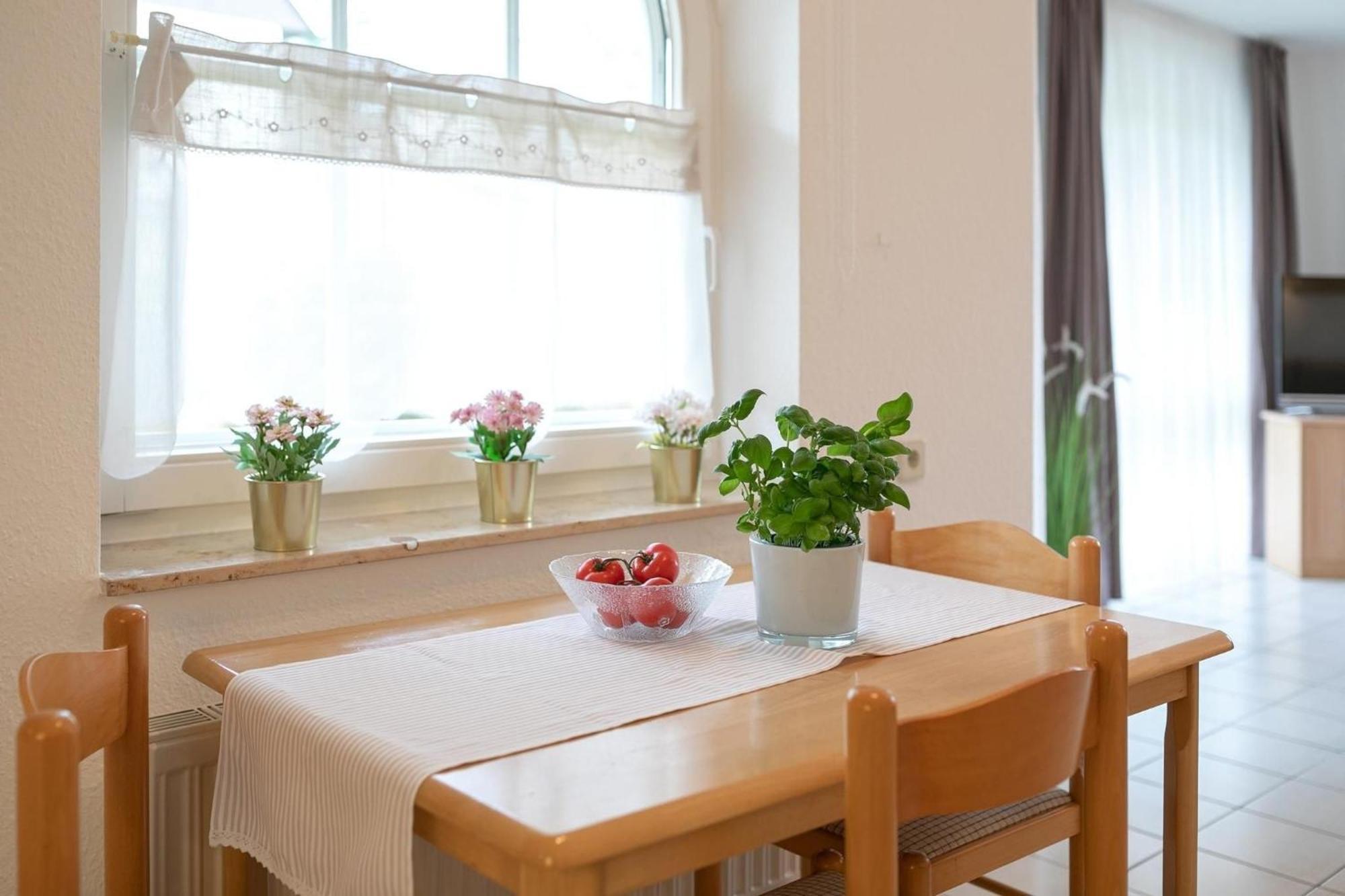 Haus Pegasus App 2 Apartment Scharbeutz Bagian luar foto