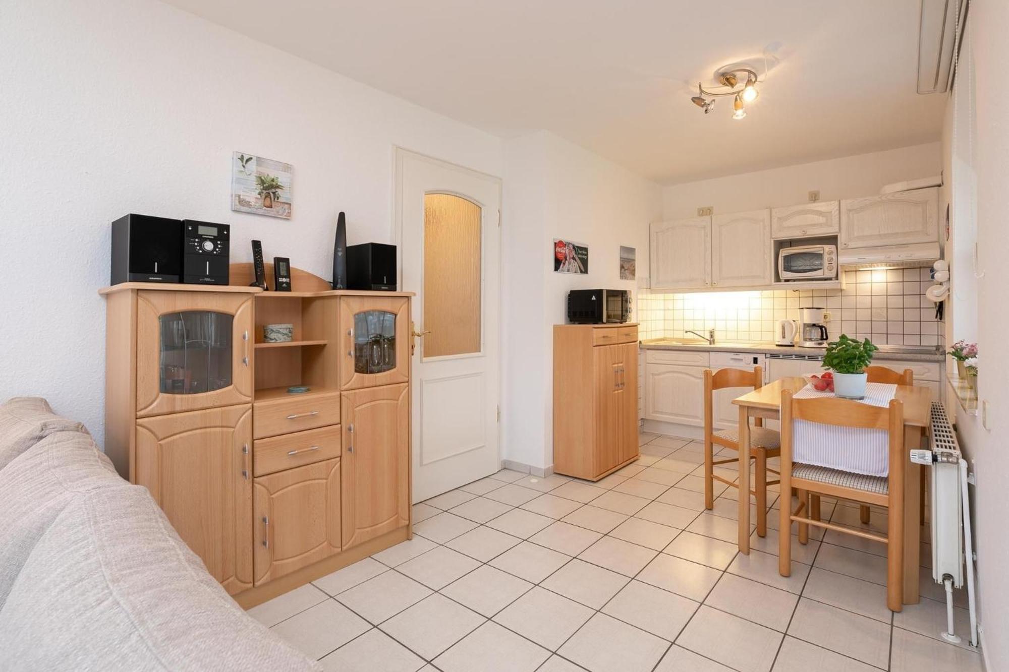 Haus Pegasus App 2 Apartment Scharbeutz Bagian luar foto