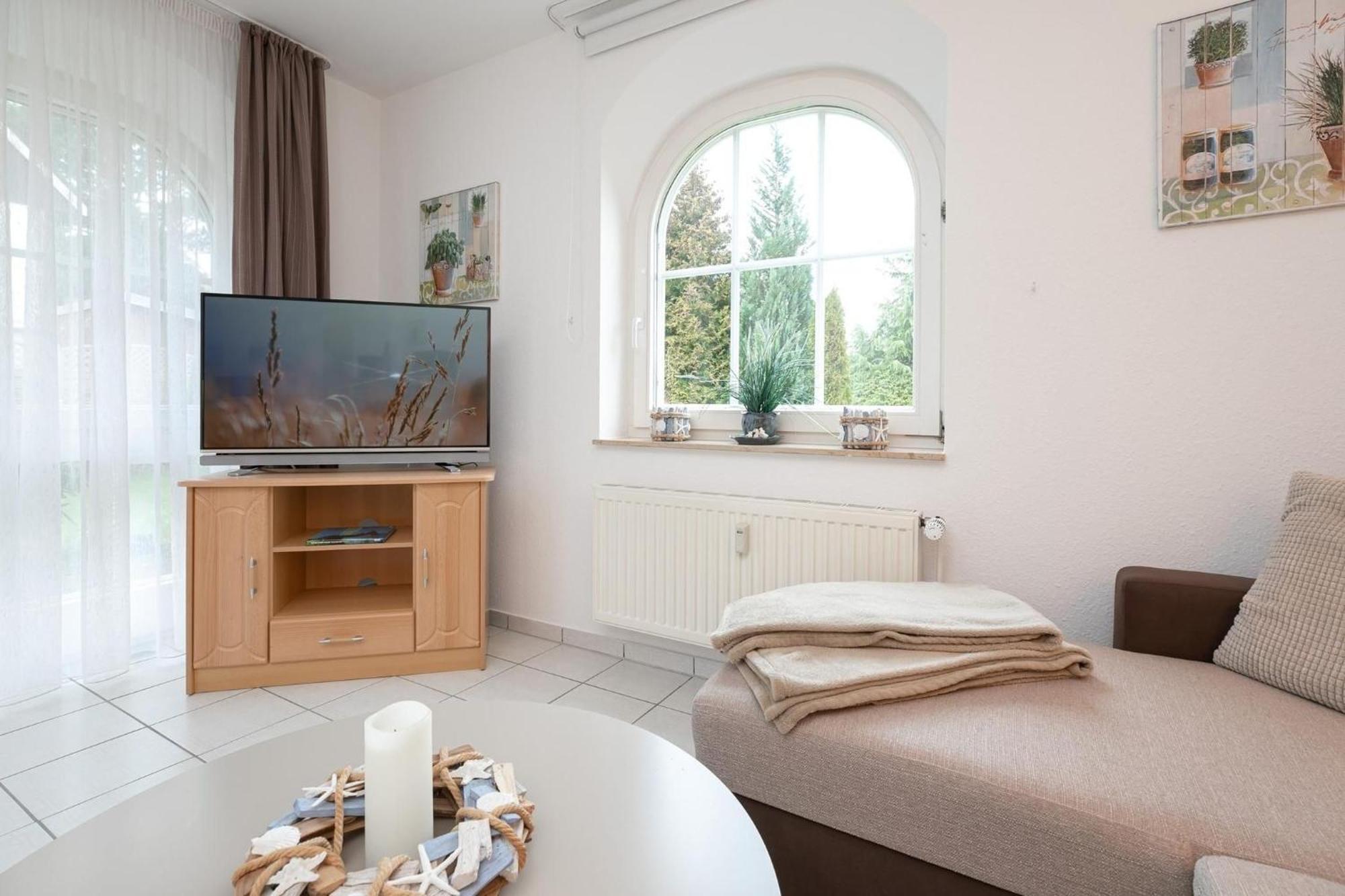 Haus Pegasus App 2 Apartment Scharbeutz Bagian luar foto